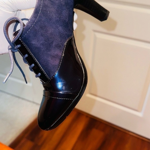 Anne Klein iFlex Suede Patient Leather Shoes. - Picture 11 of 14